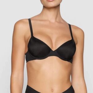 SKIMS Weightless‎ Demi Bra ONYX (42DDD) Style#:BR-DEM-1893
